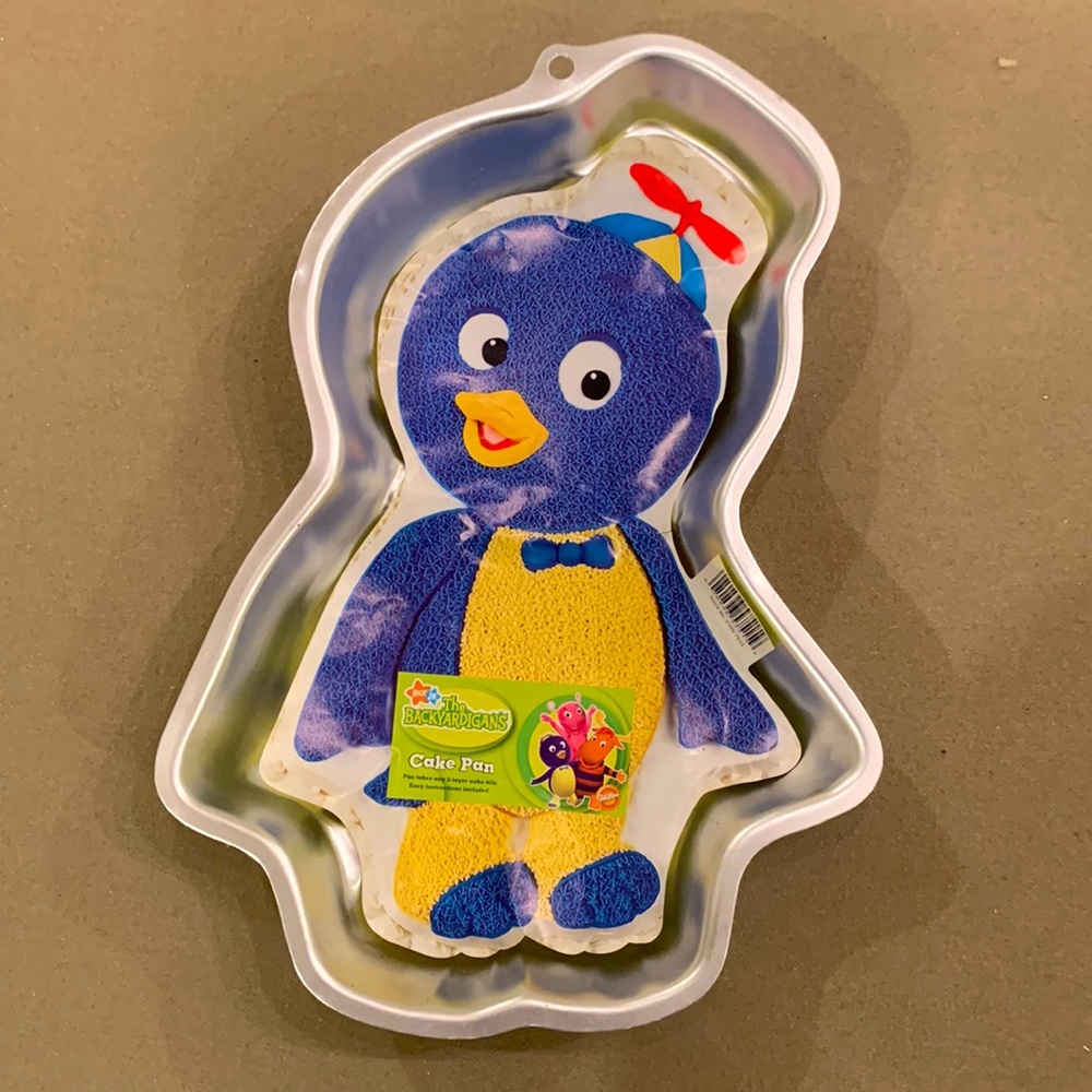Vintage Wilton Pablo Backyardigans Penguin Cake Pan Mold 2105-7515 Nick Jr. 2004